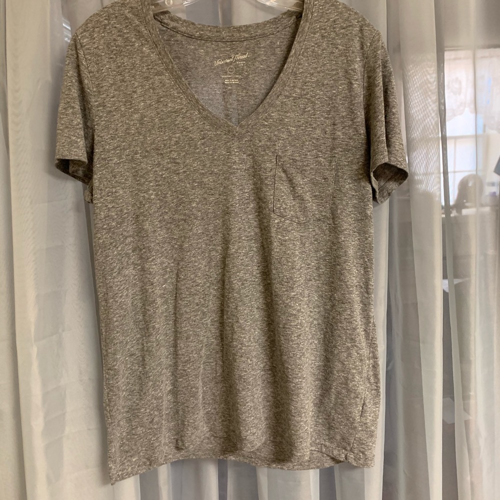 Pocketed t shirt